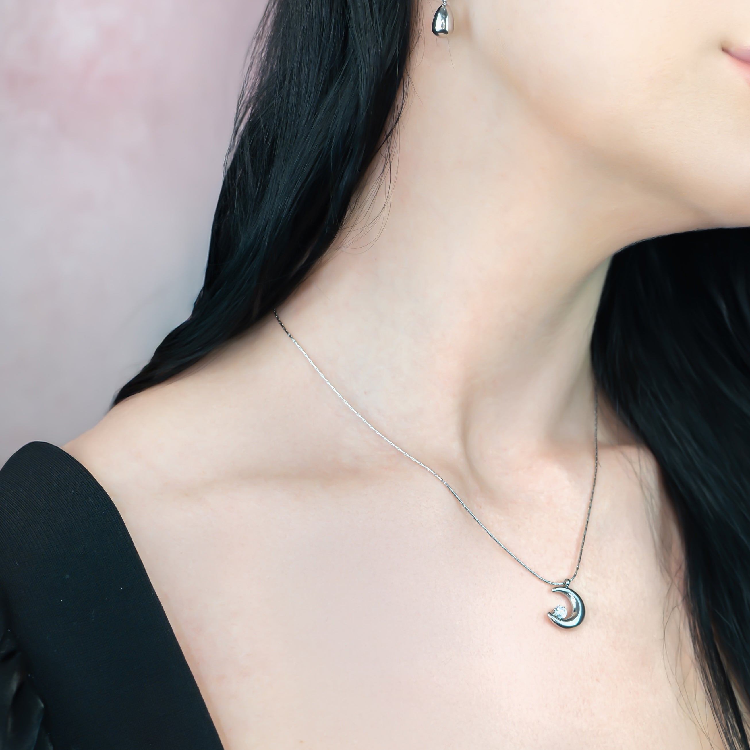 Luna Halsband
