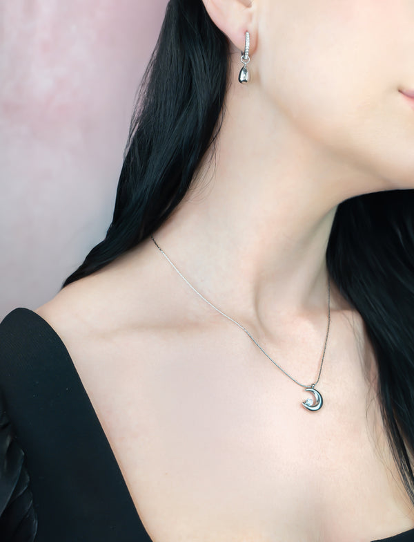 LUNA Pendant Necklace Silver