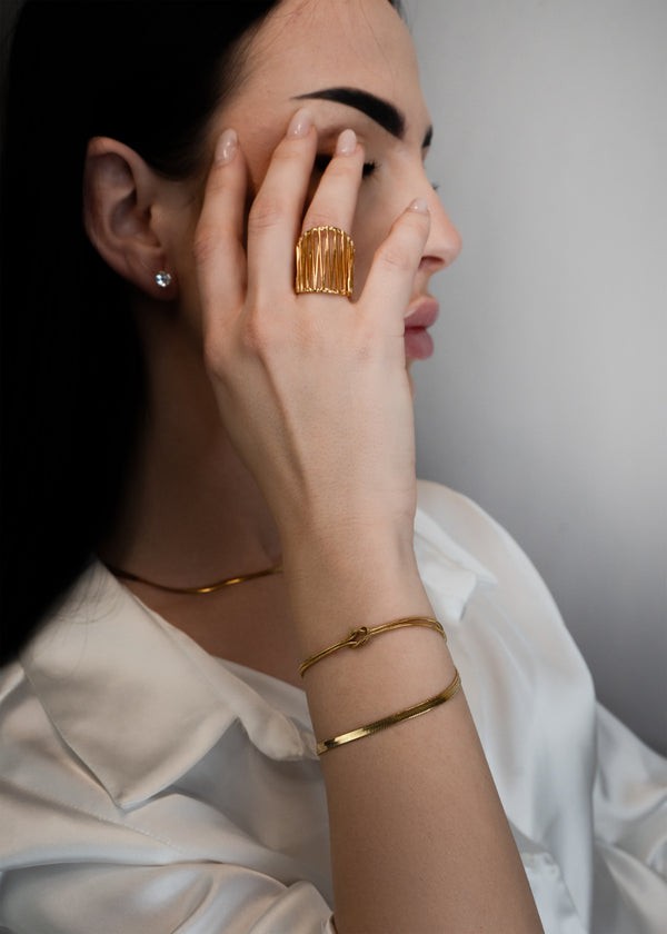 LOVE KNOT Bracelet Gold