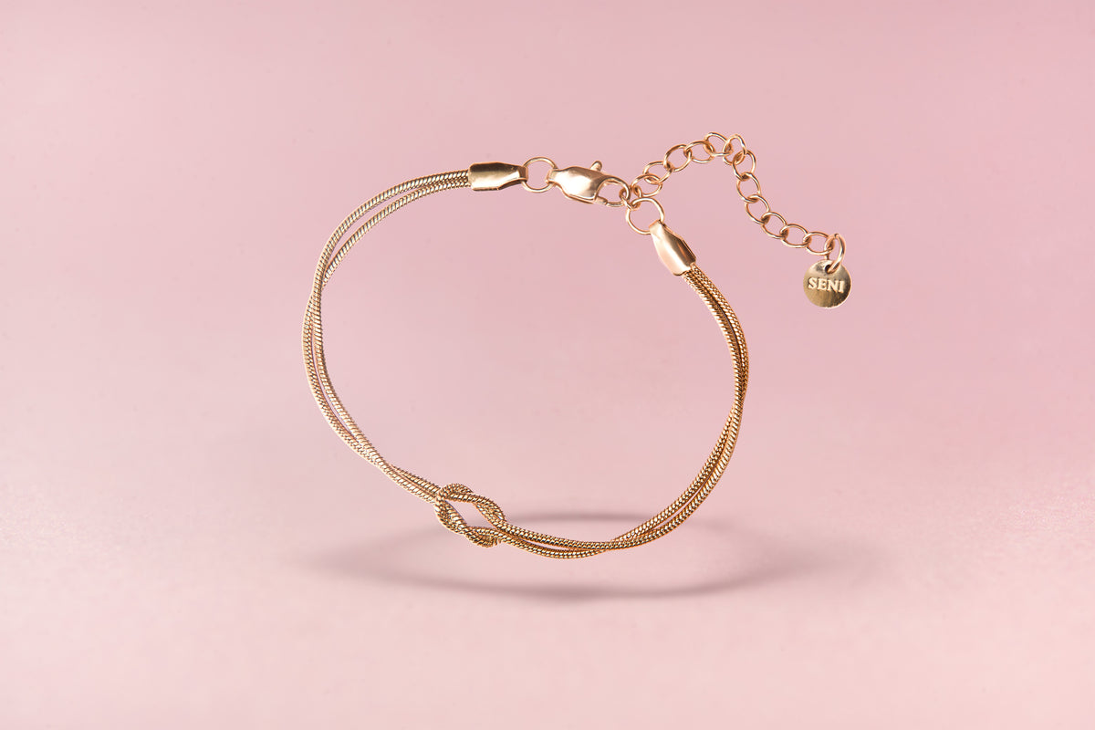LOVE KNOT Bracelet Gold