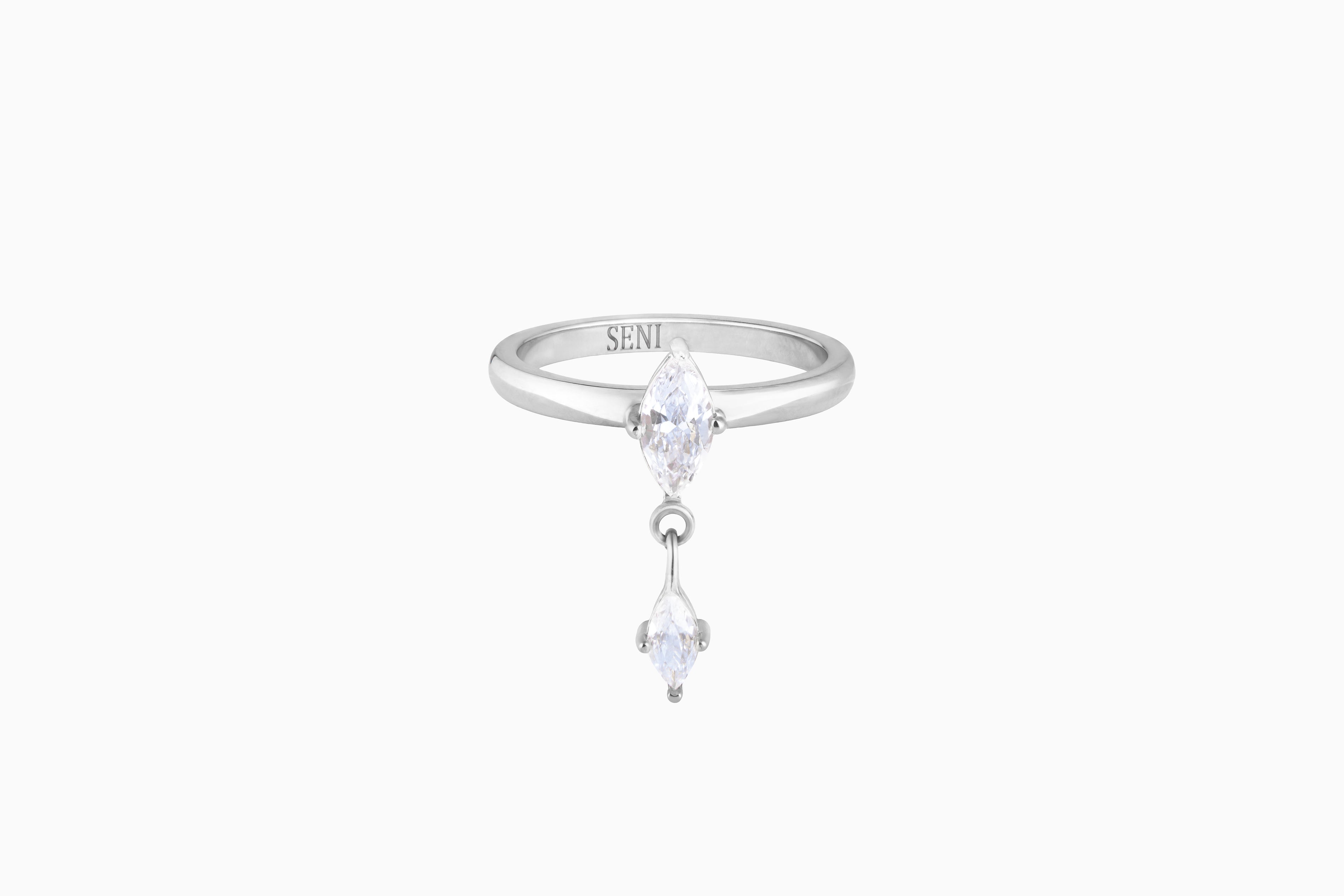 Majesty Ring