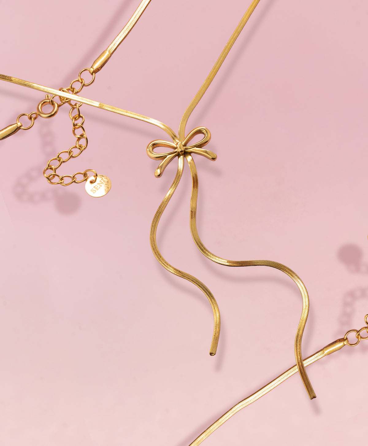 BOW BABE Necklace Gold
